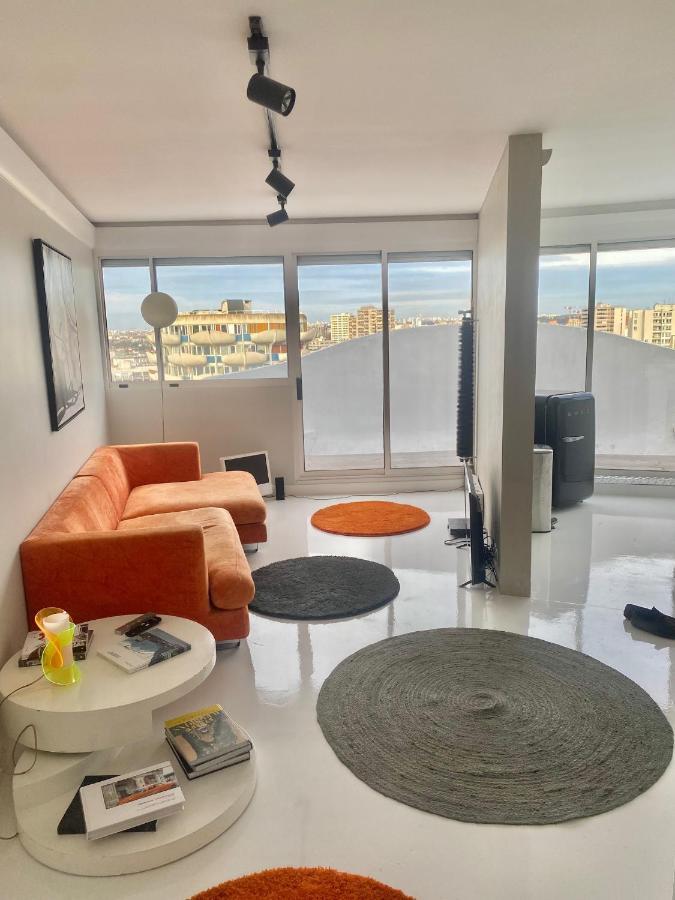 14Eme Et Der Etage "Arty" Avec 2 Chambres Et Vue Panoramique ! Creteil Luaran gambar